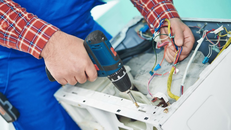 Gaziosmanpaşa Buderus Buderus çamaşır makinesi kart tamiri – Su almama arızası orijinal parça ile giderildi. - Teknik servis örneği